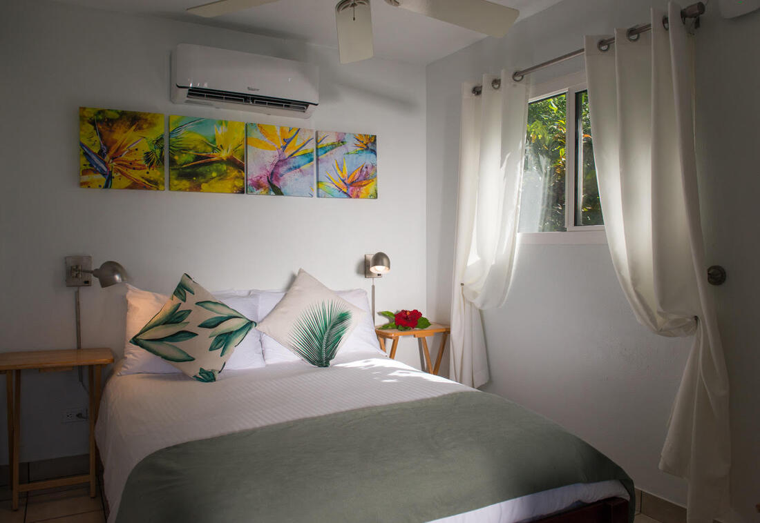 Saba Garden View Bed